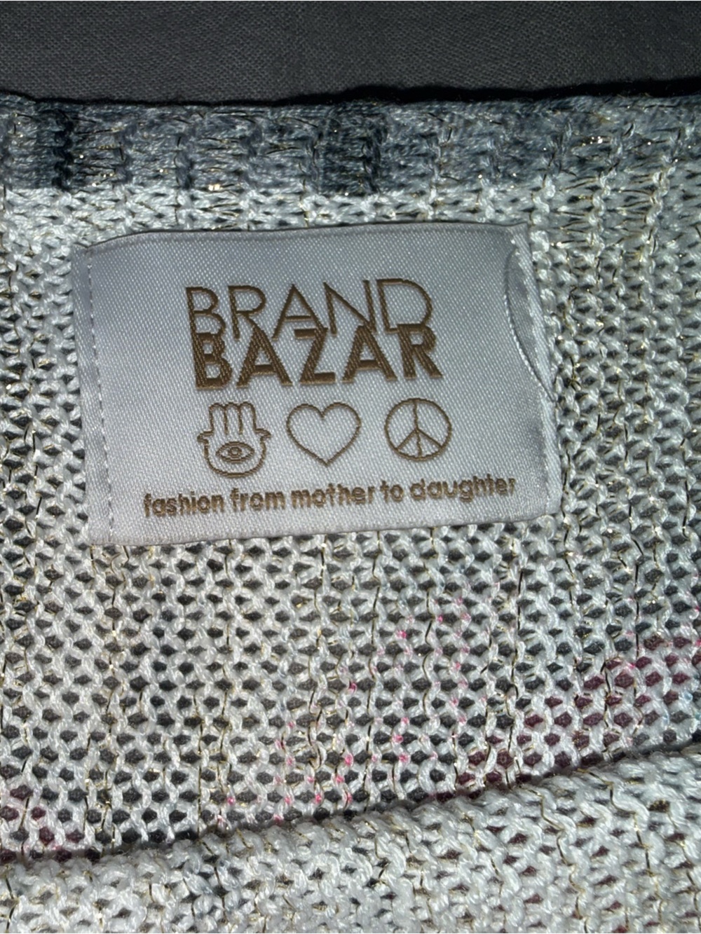 Brand Bazar Women’s Multicolor Heart Print Sweater Top - Picture 2 of 3